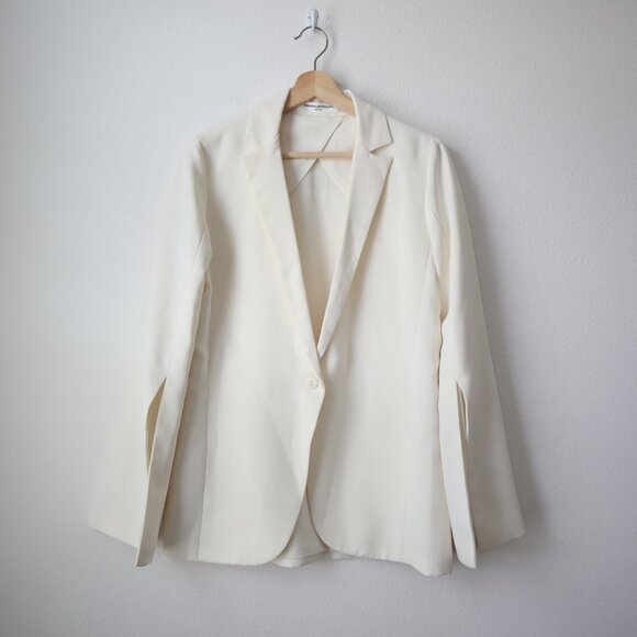 Amanda Uprichard Nolita Split Sleeve Balzer in Ivory | S - Picture 3 of 8